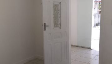 C3674 10.jpg